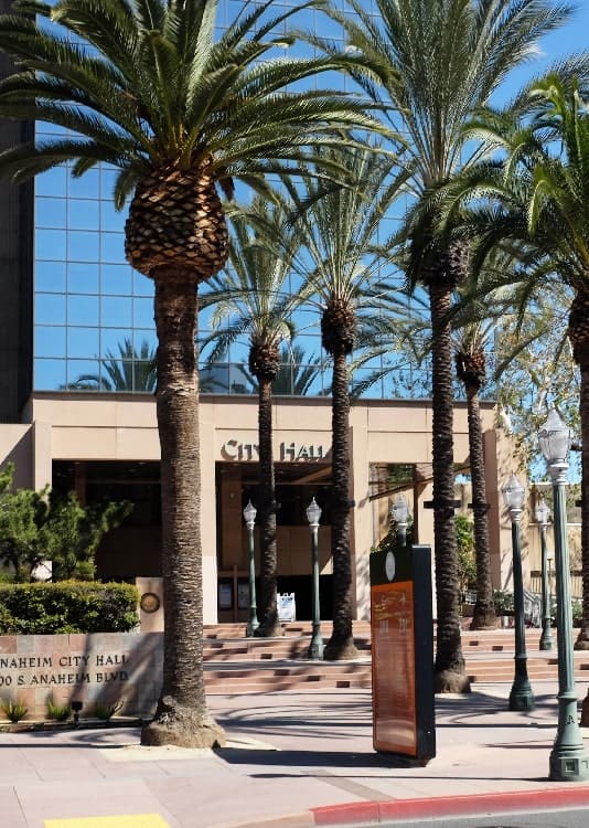 City Hall Building on Anaheim Boulevard