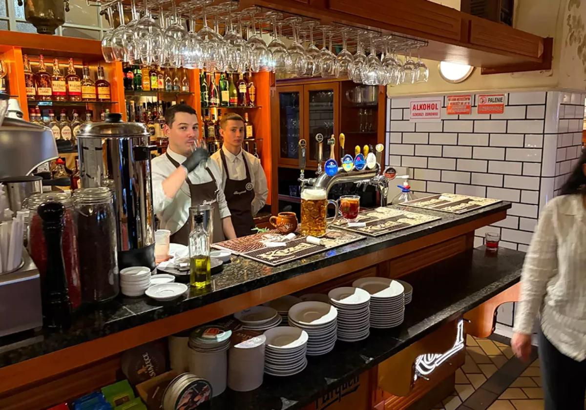 warsaw restaurant