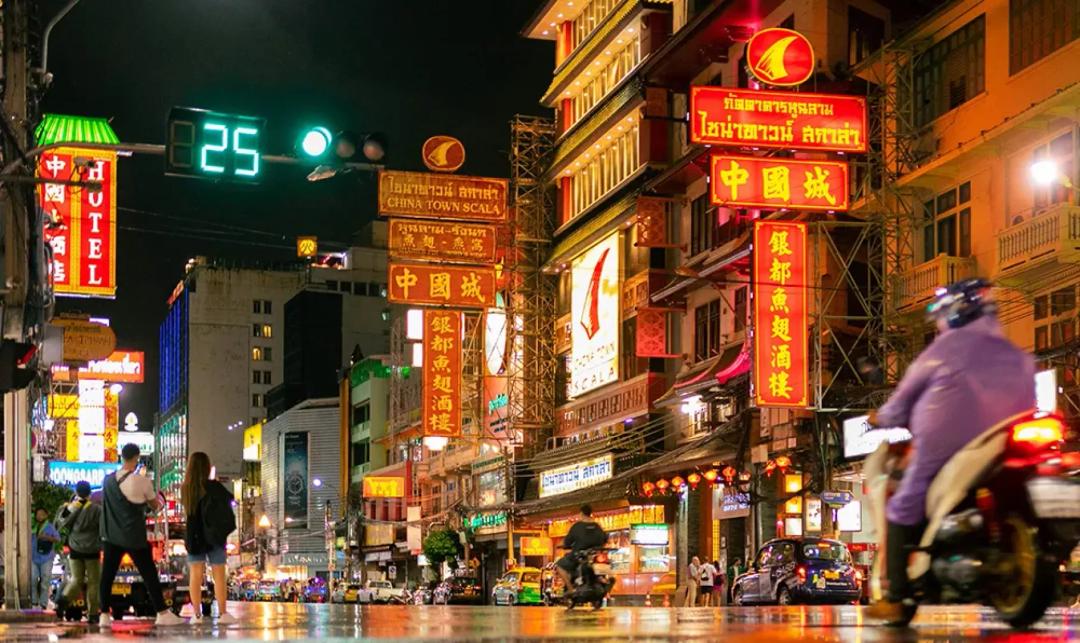 WHY HUA LUMPHONG & BANGKOK CHINATOWN?