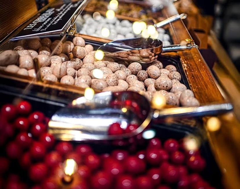 Secret Food Tours: Paris - Pastries & Chocolates