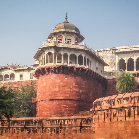 agra fort tower agra india