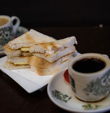 Kaya toast and tea